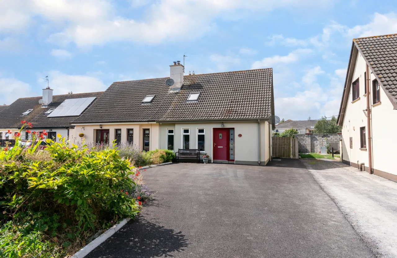 Photo of 47 White Castle Lawn, Athy, Co. Kildare, R14 E095