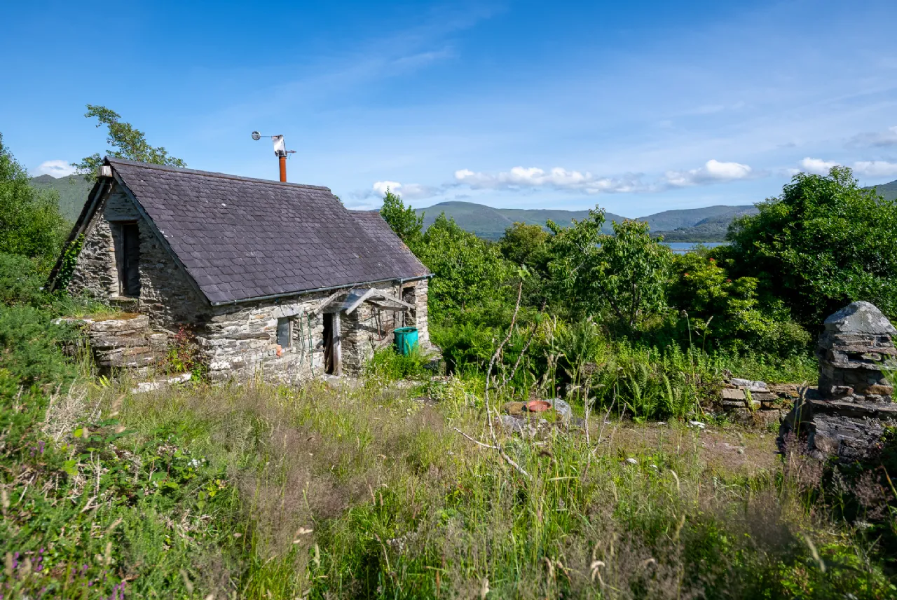 Photo of Spyglass Hill, Loughaunacreen, Kilmakillouge, Lauragh - Kenmare, Co Kerry, V93 KW94