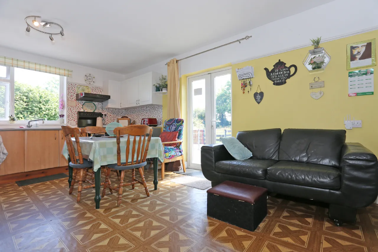 Photo of The Cottage, Sooreeney, Sixmilebridge, Clare, V95H9P5