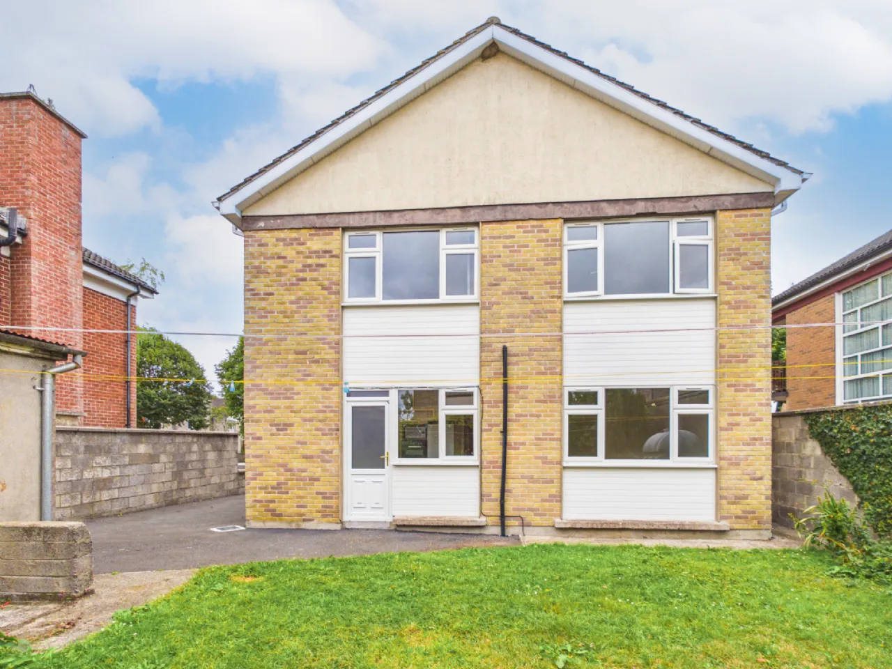 Photo of 17 Willowmere Drive, Thurles, Co. Tipperary, E41 P9E5