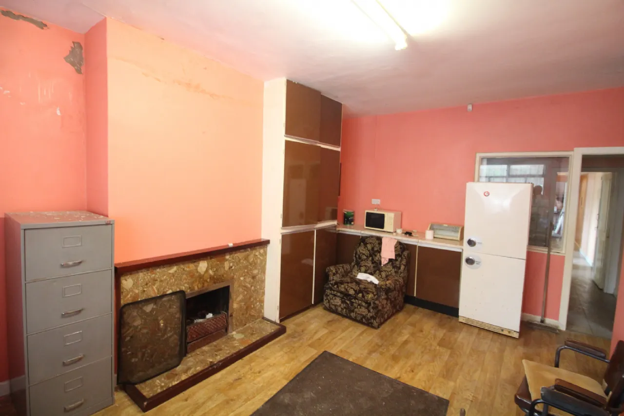 Photo of Convenience Store & Filling Station, Ballinamore Road, Mohill, Co. Leitrim, N41 NX04