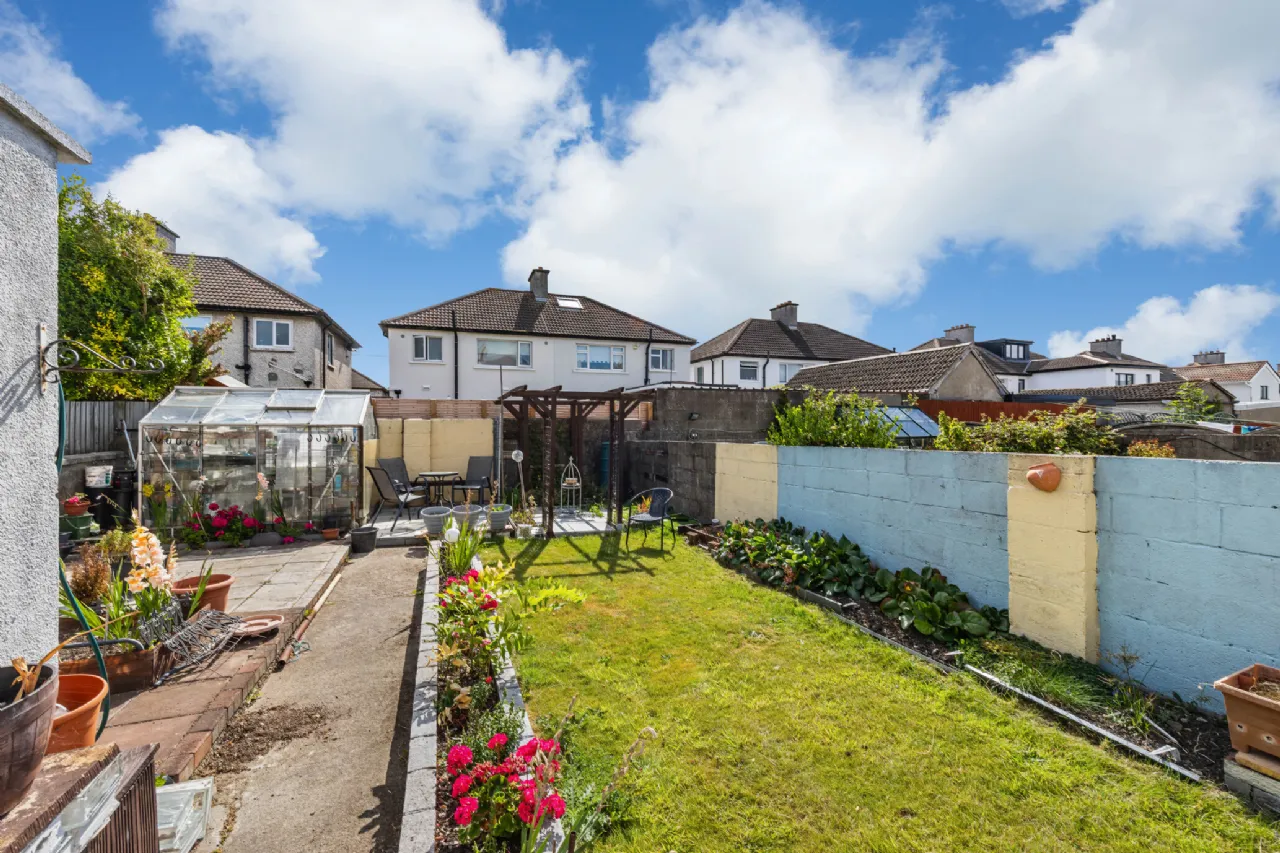 Photo of 64 Elm Mount Park, Beaumont, Dublin 9, D09 WF61