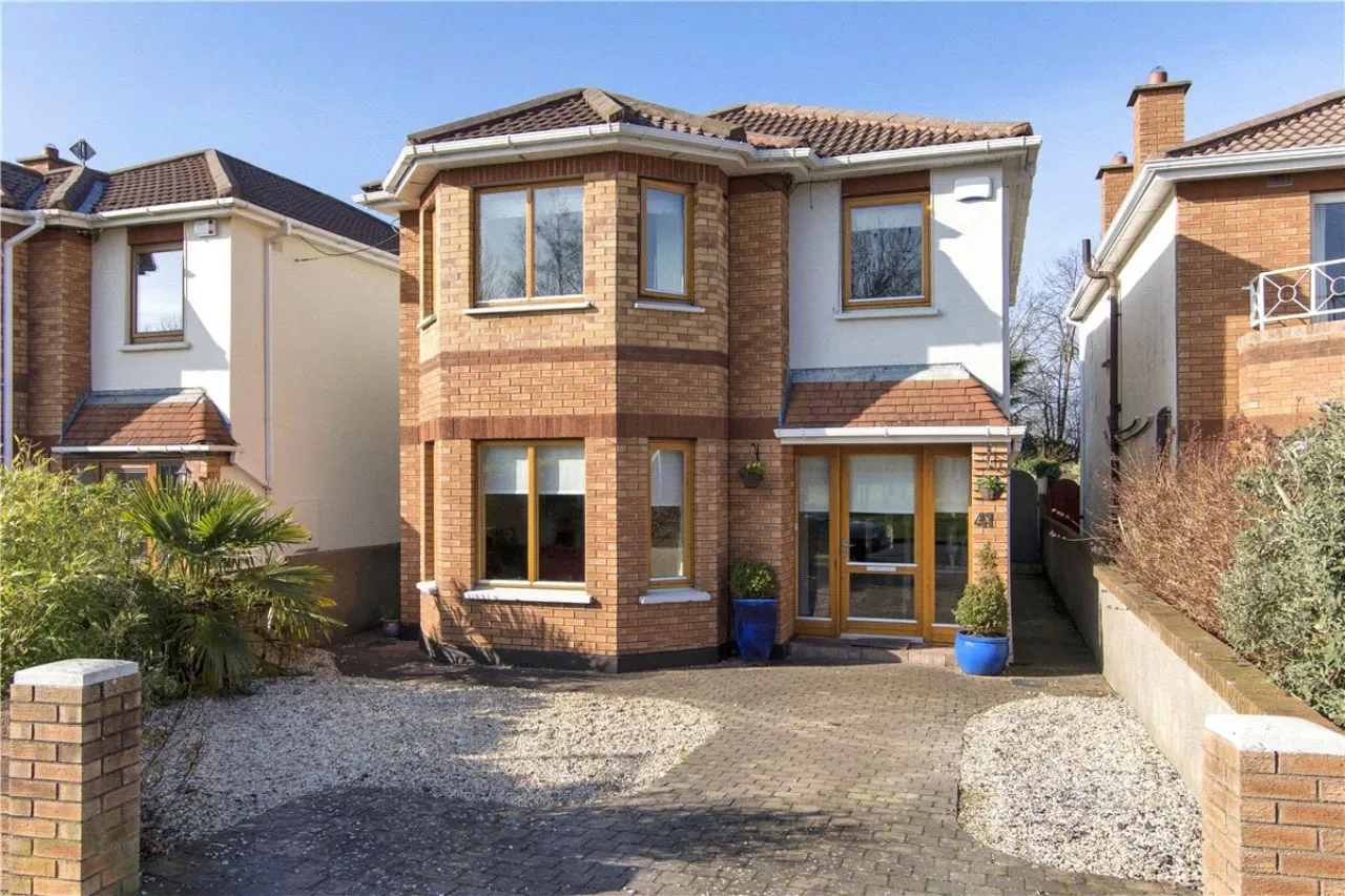 Photo of 41 Templeroan Avenue, Knocklyon, Dublin 16, D16 HV09