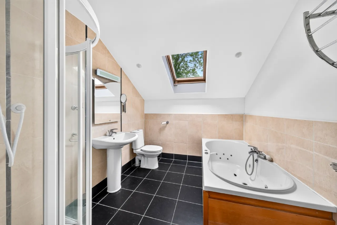Photo of 1 Sheena, Charleville Road, Tullamore, Co Offaly, R35 F991