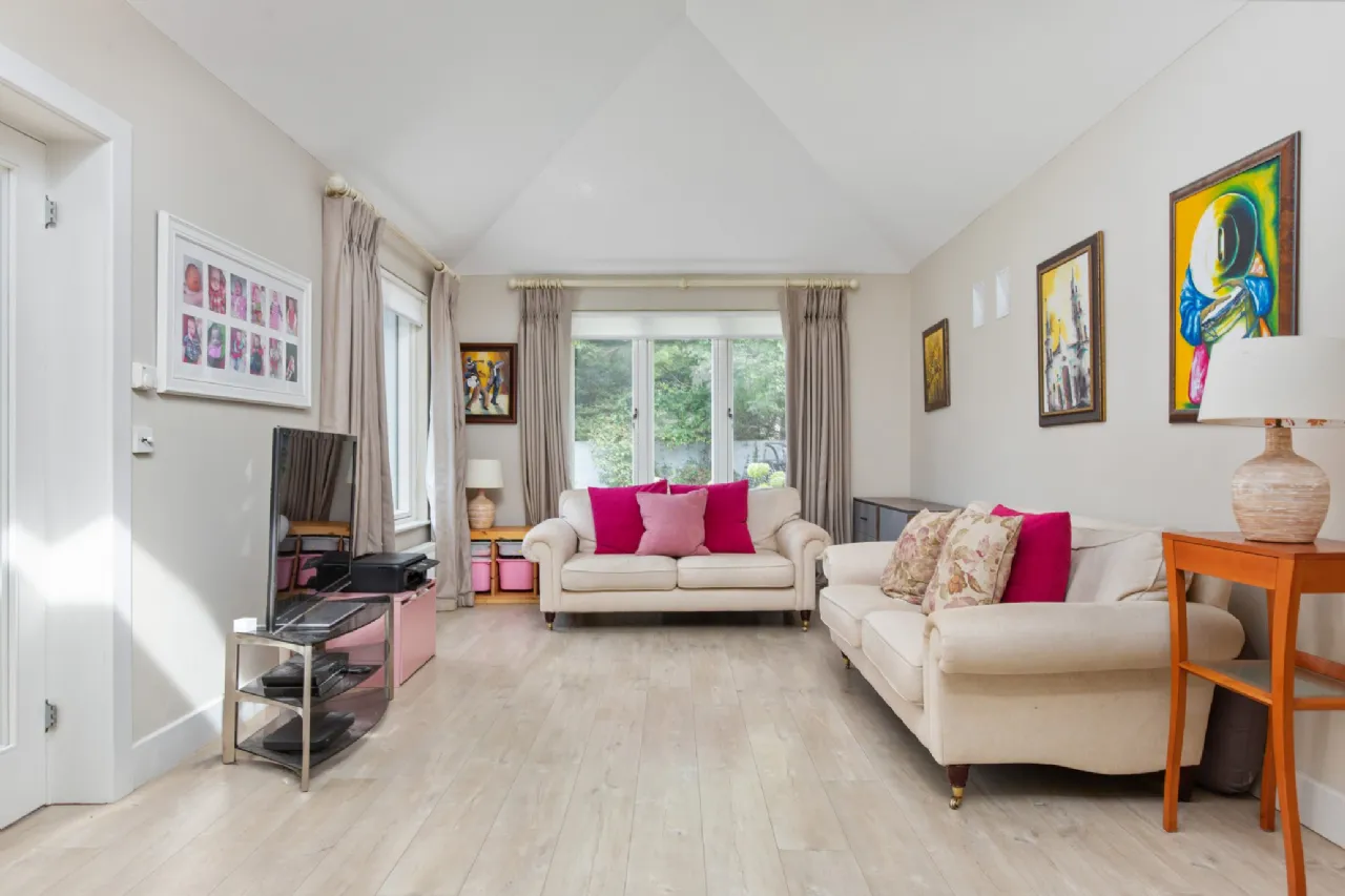Photo of 11 The Coppins, Foxrock, Dublin 18, D18 R9P8