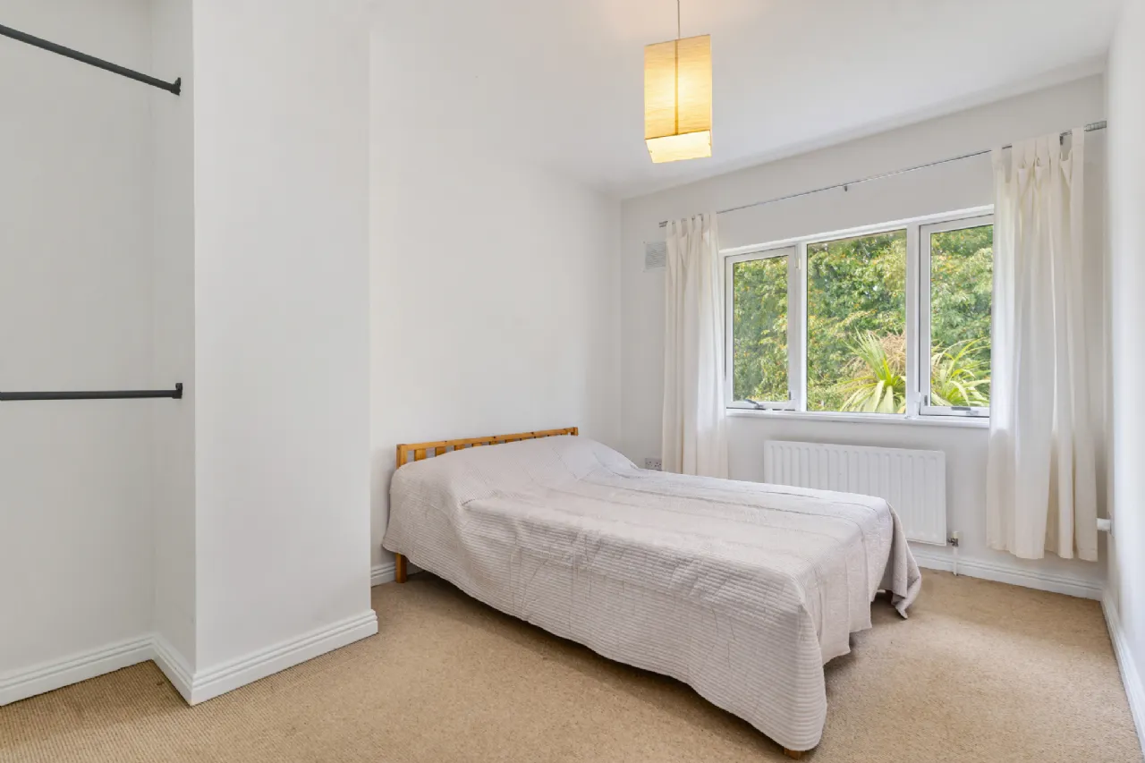 Photo of 9 Glencairn Avenue, The Gallops, Leopardstown, Dublin 18, D18 F2C5