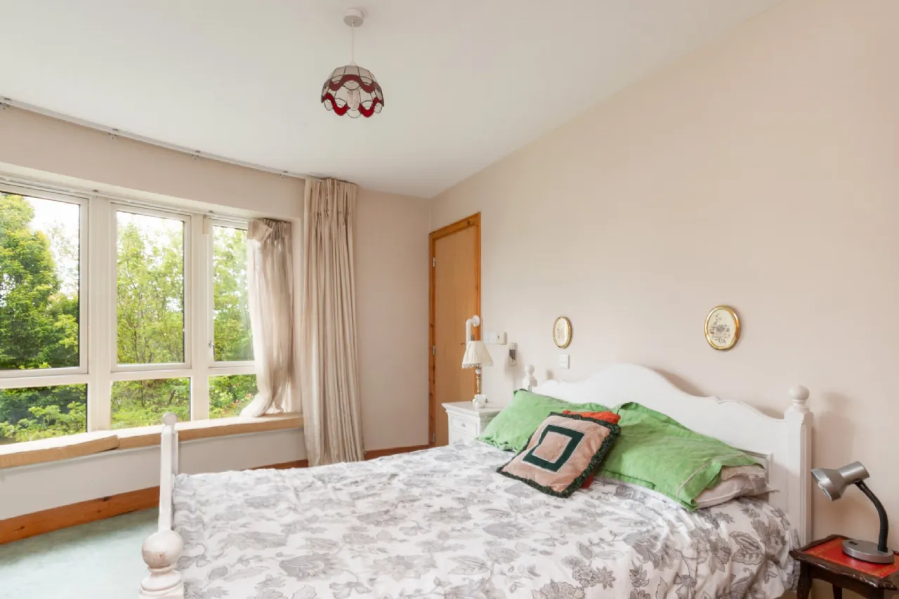 Photo of 6 The Crescent, Fortfield Square, Terenure, Dublin 6W, D6W V966