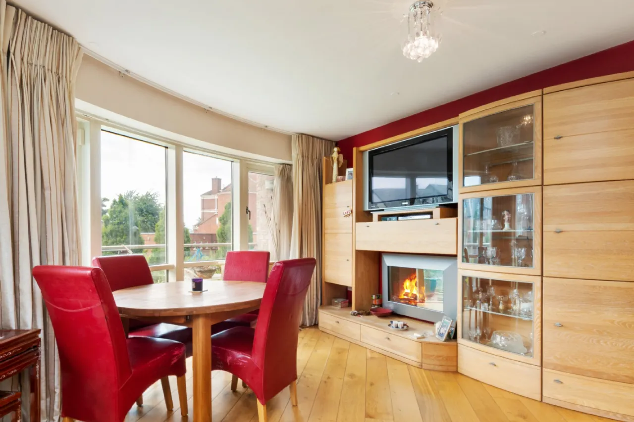 Photo of 6 The Crescent, Fortfield Square, Terenure, Dublin 6W, D6W V966