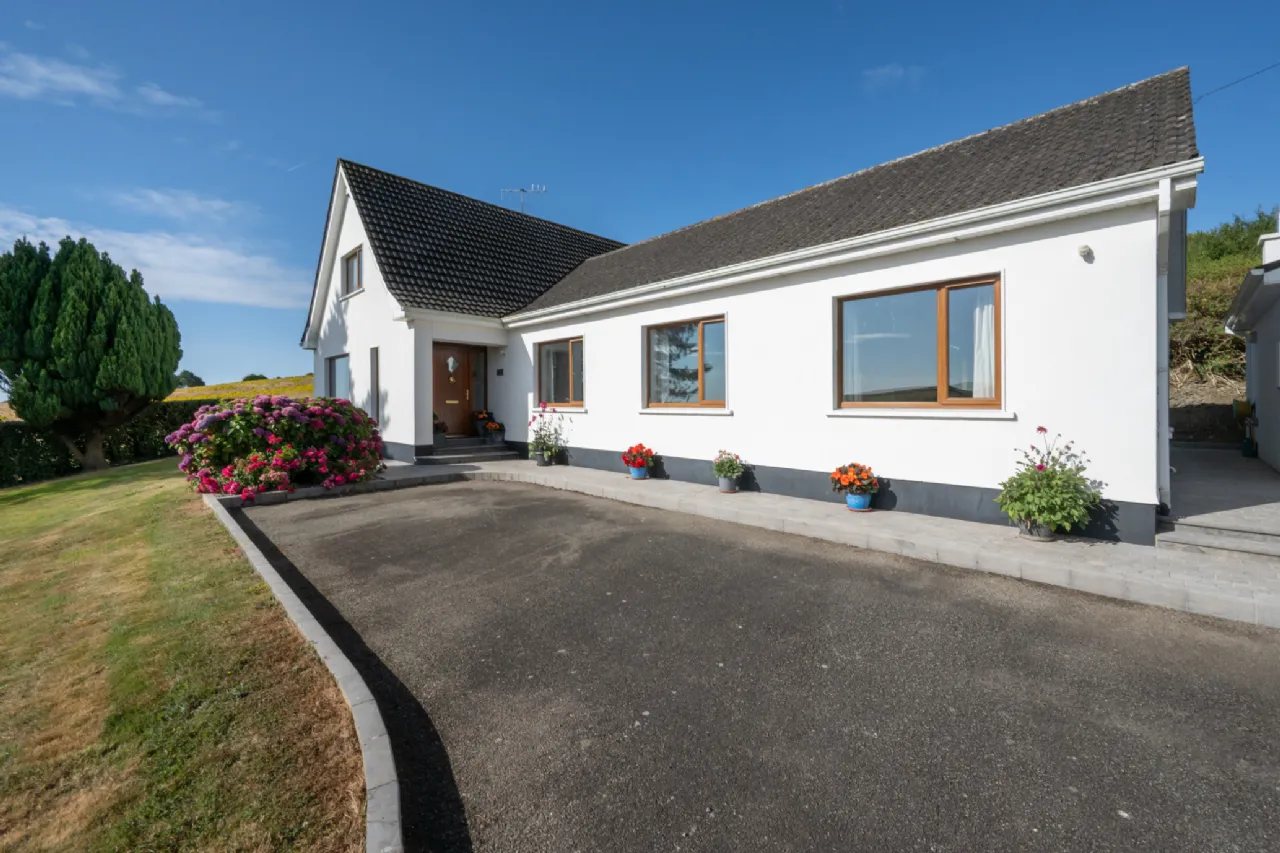 Photo of The Anchors, Ardkilly, Sandycove, Kinsale, Co Cork, P17HY11