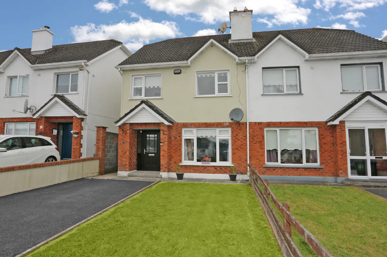Photo of 7 Oakwood, Sixmilebridge, Clare, V95 E527