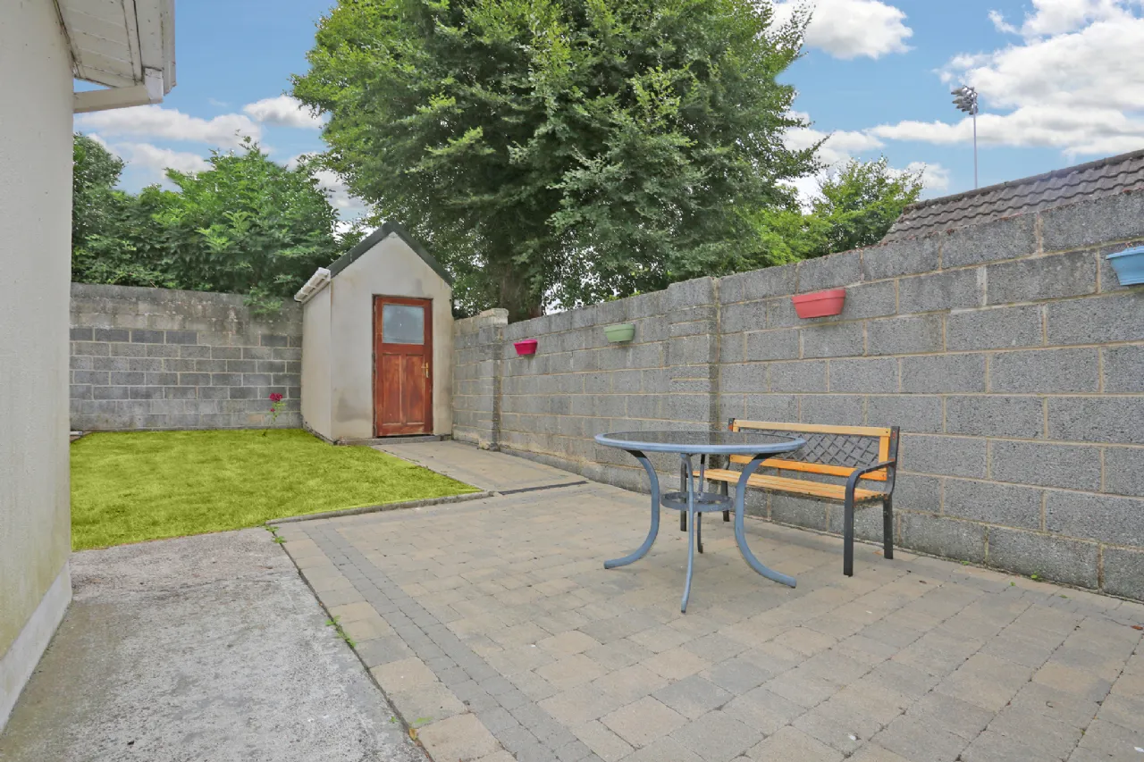 Photo of 7 Oakwood, Sixmilebridge, Clare, V95 E527
