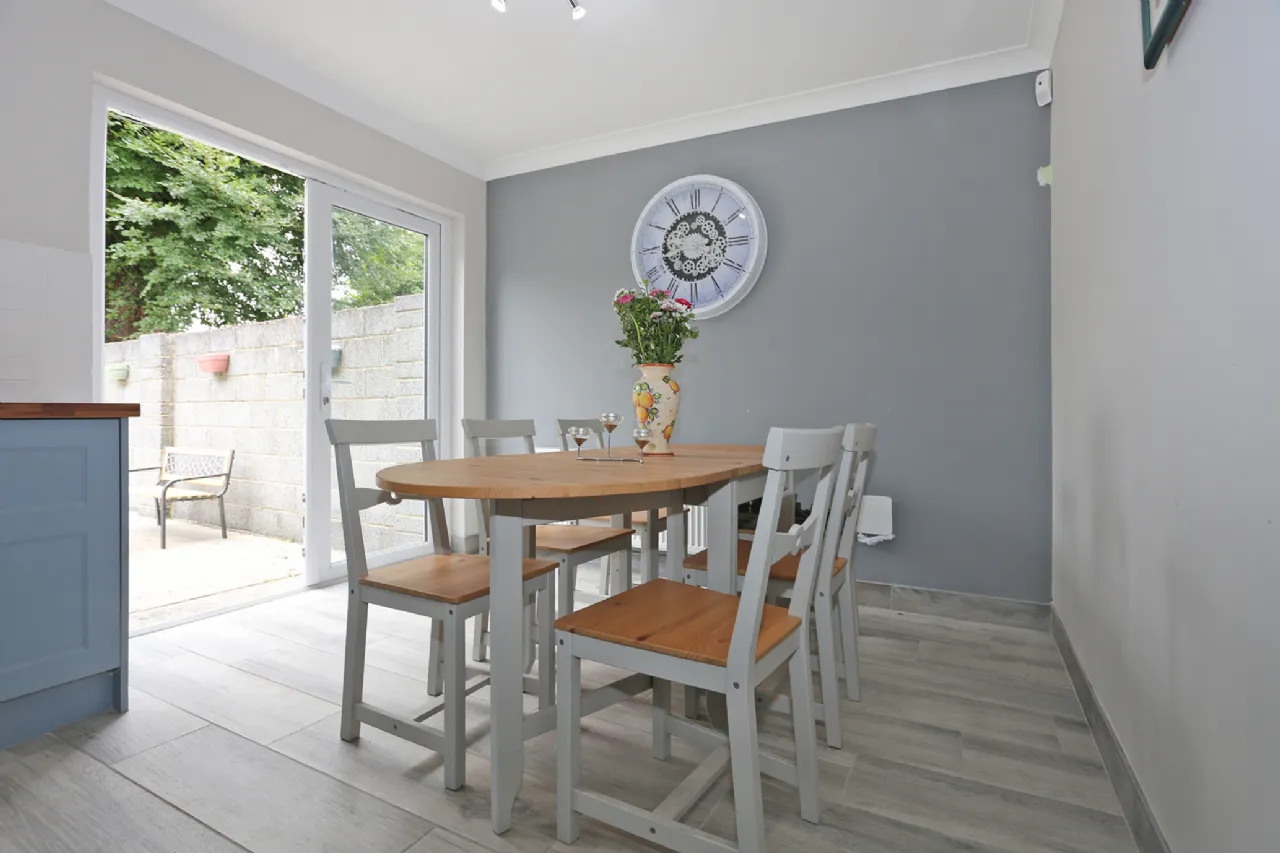 Photo of 7 Oakwood, Sixmilebridge, Clare, V95 E527