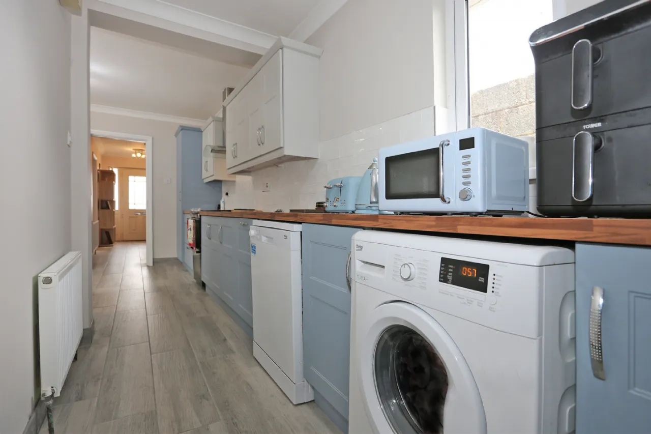 Photo of 7 Oakwood, Sixmilebridge, Clare, V95 E527