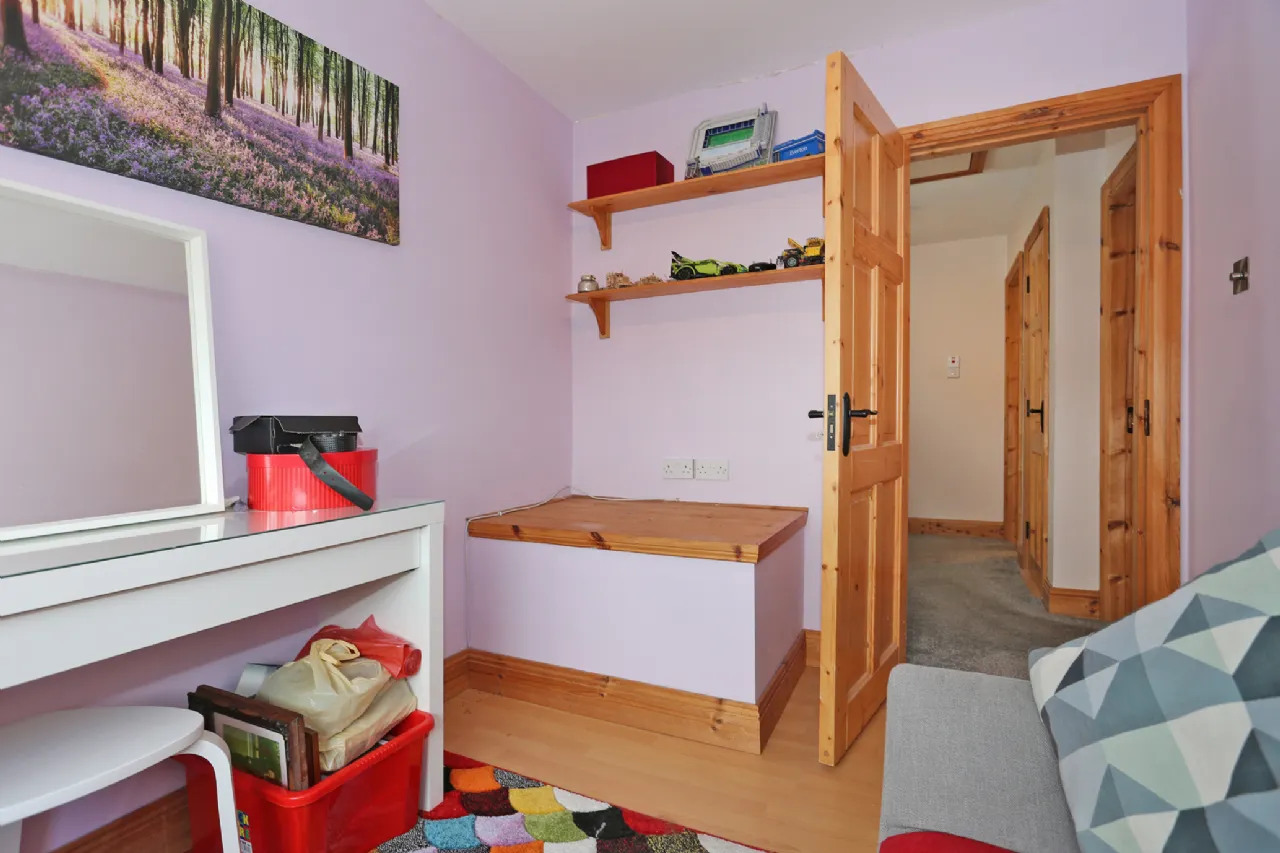 Photo of 7 Oakwood, Sixmilebridge, Clare, V95 E527