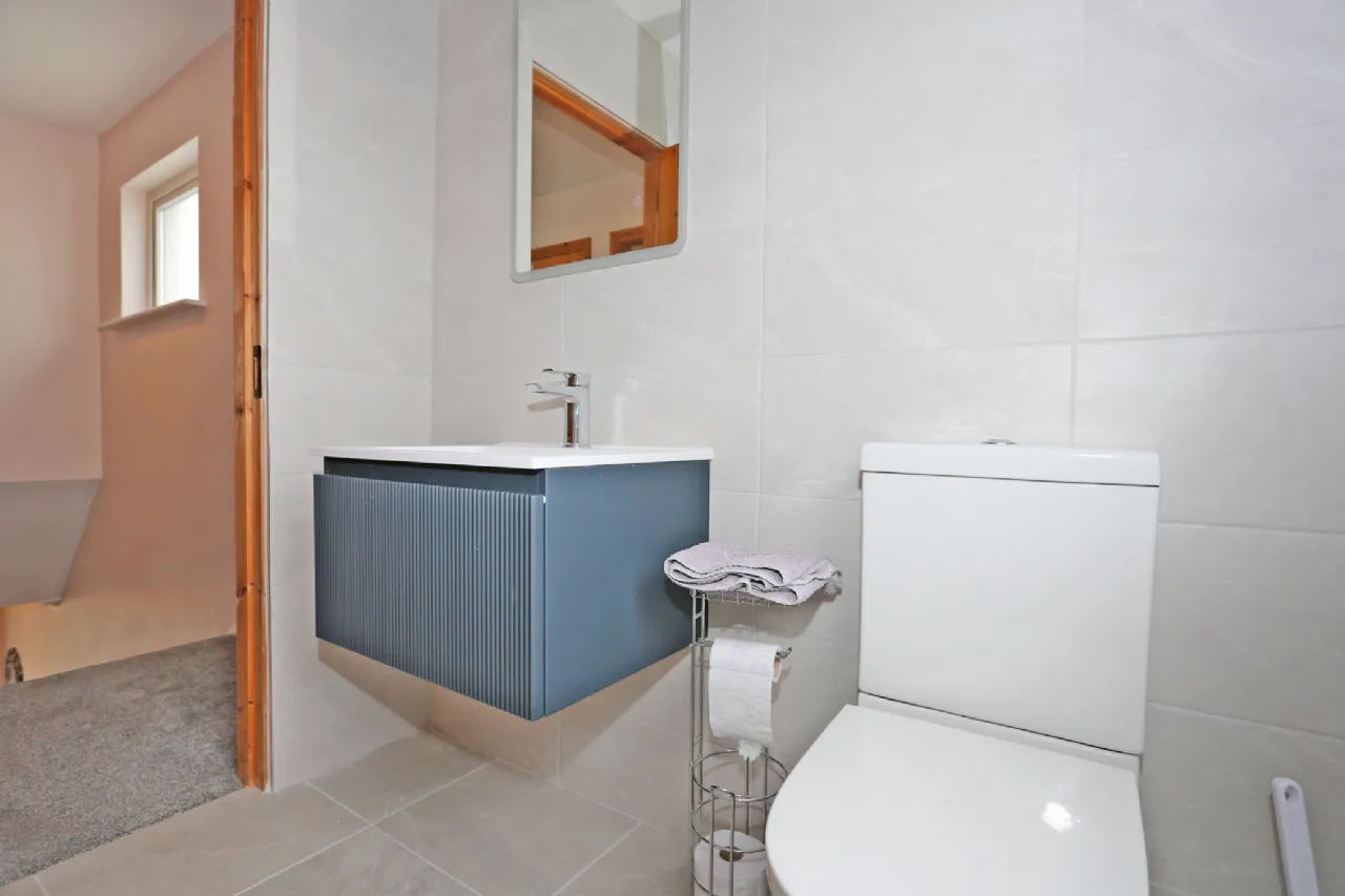 Photo of 7 Oakwood, Sixmilebridge, Clare, V95 E527