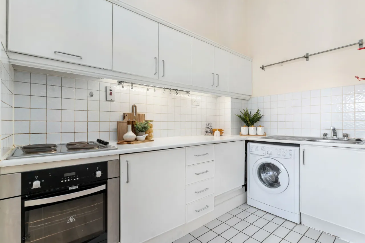 Photo of 24 Dunloe Hall, 27 Merrion Street Upper, Dublin 2, D02 EK51