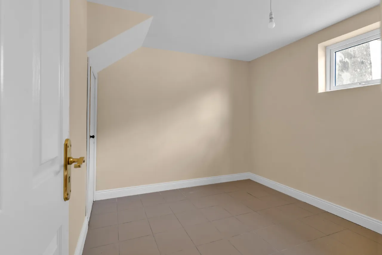 Photo of Wells,, Bagenalstown,, Co. Carlow, R21K256