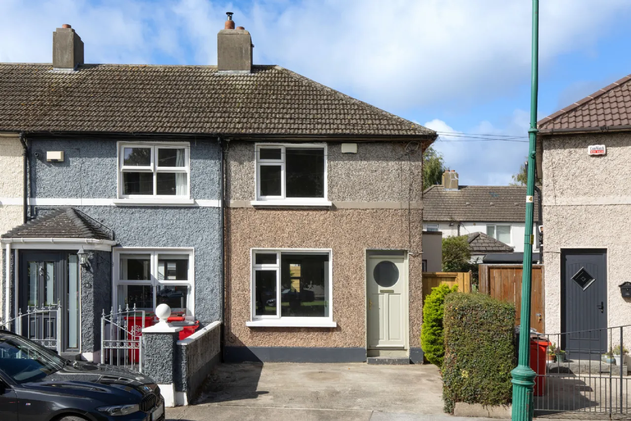 Photo of 19 Annamoe Park, Cabra, Dublin 7, D07 W8N0