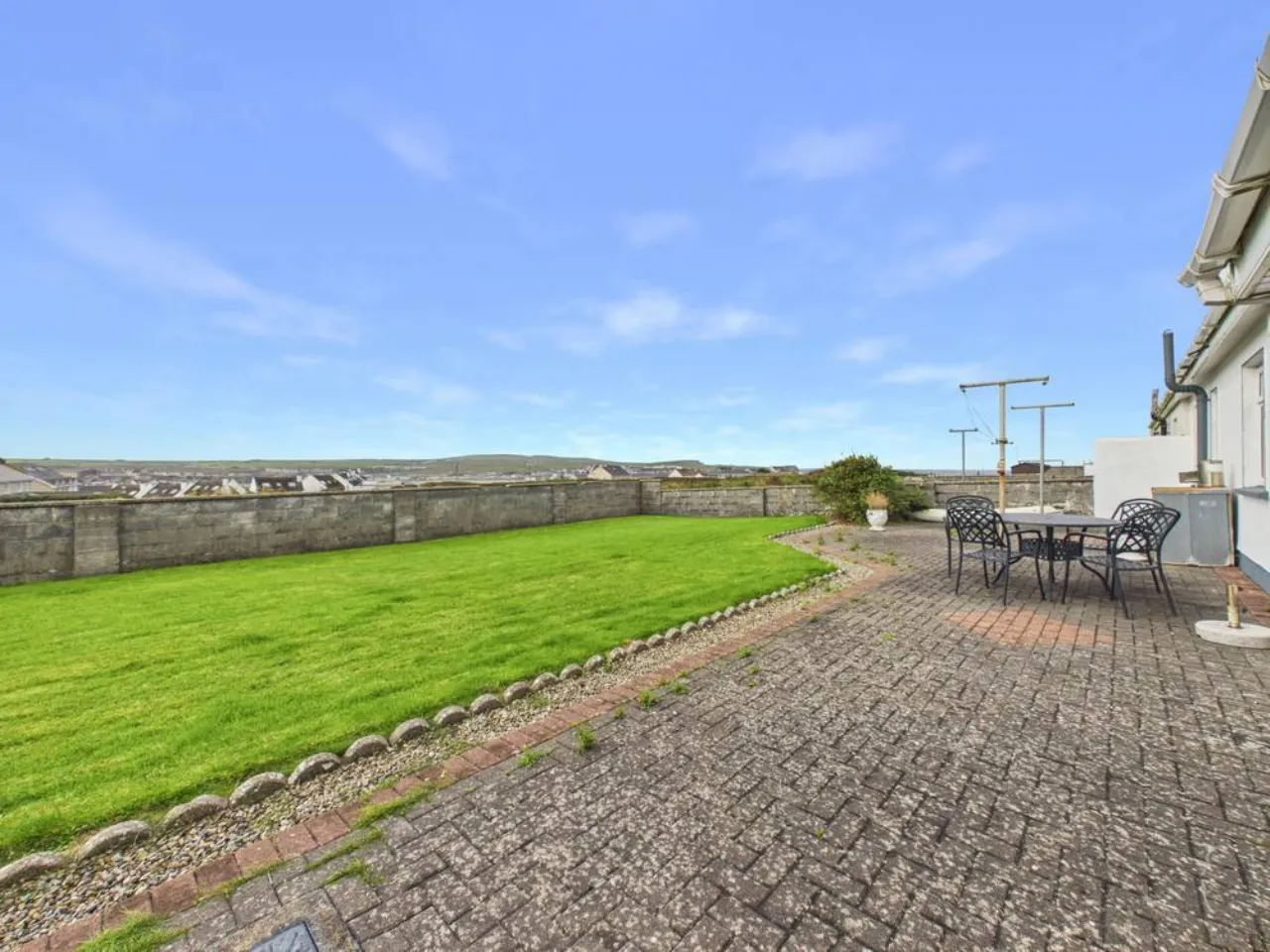 Photo of 11 Sunnyside Heights, Miltown Road, Kilkee, Co Clare, V15 RY91