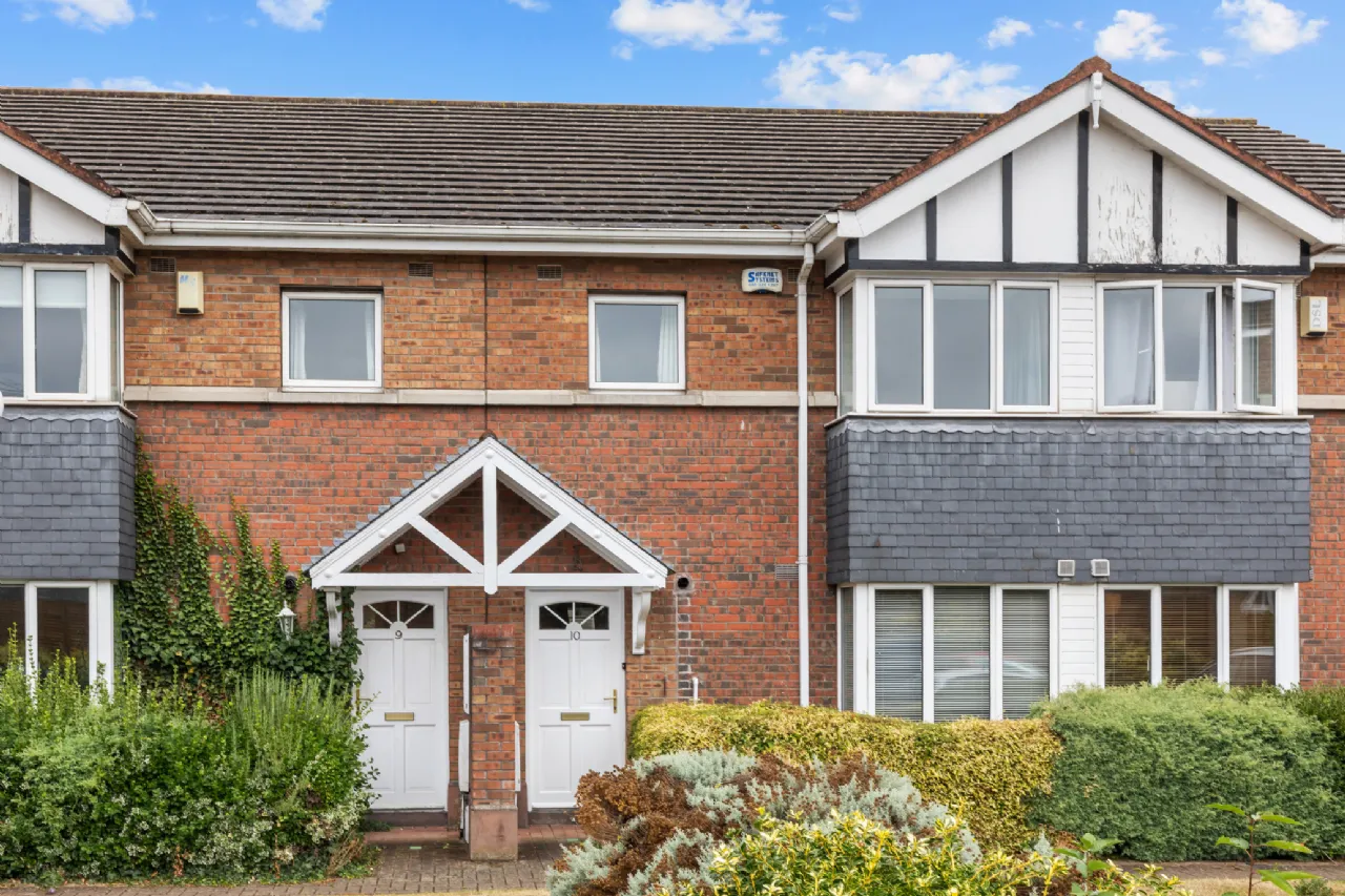 Photo of 10 Glengarriff Crescent, Phibsborough, Dublin 7, D07F6V9