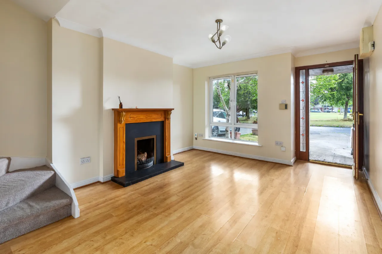 Photo of 44 Ravenswood Crescent, Clonsilla, Dublin 15, D15 X0E6