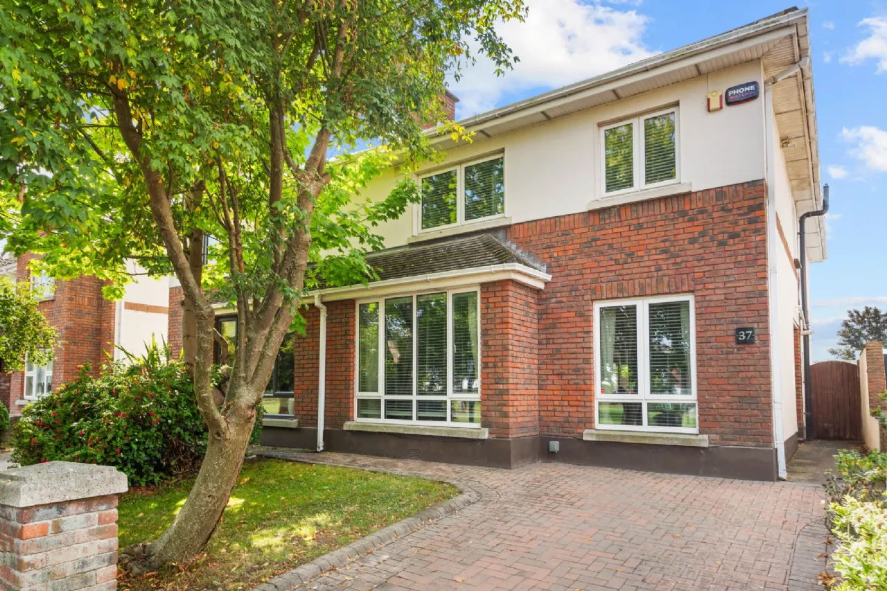 Photo of 37 Priory Way, Whitehall Road, Terenure, Dublin 12, D12 YK8X
