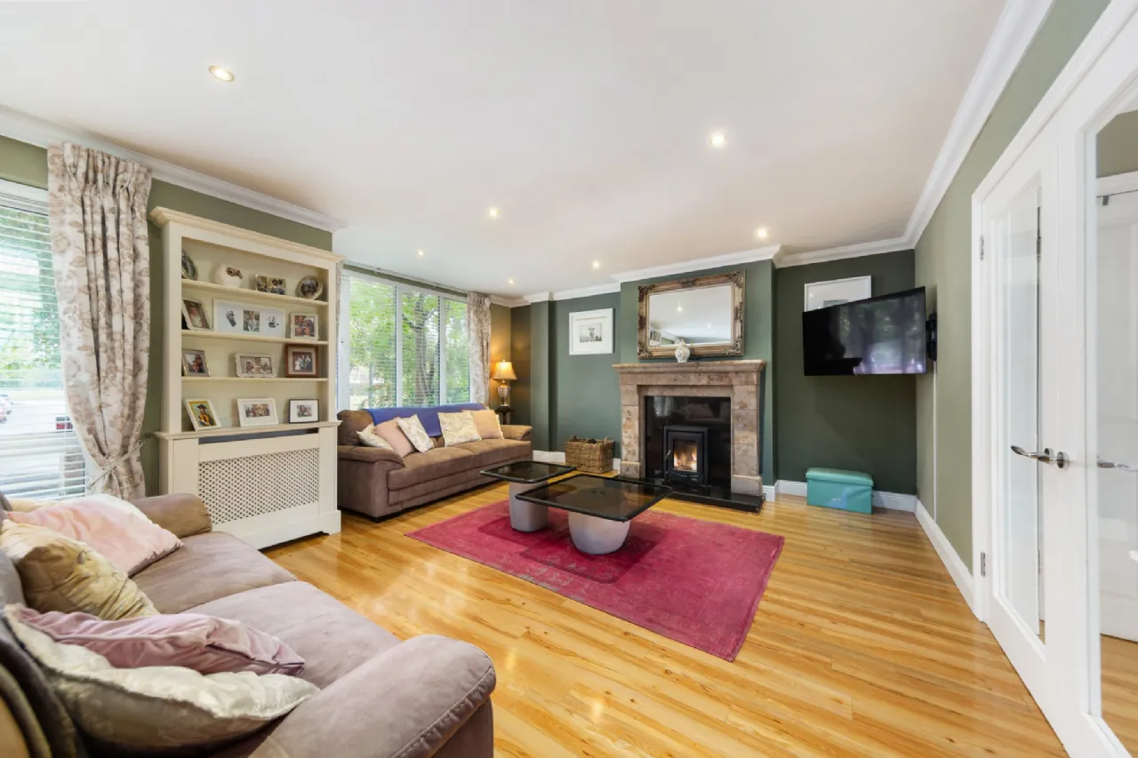 Photo of 37 Priory Way, Whitehall Road, Terenure, Dublin 12, D12 YK8X