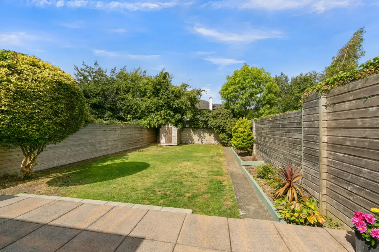 Photo of 80 Parkmore Drive, Terenure, Dublin 6W, D6W K598