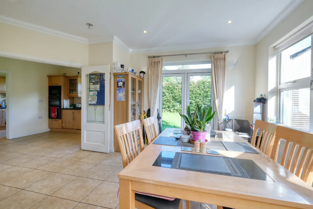 Photo of 2 Tennis Court Lane, Longford, N39 R6X0