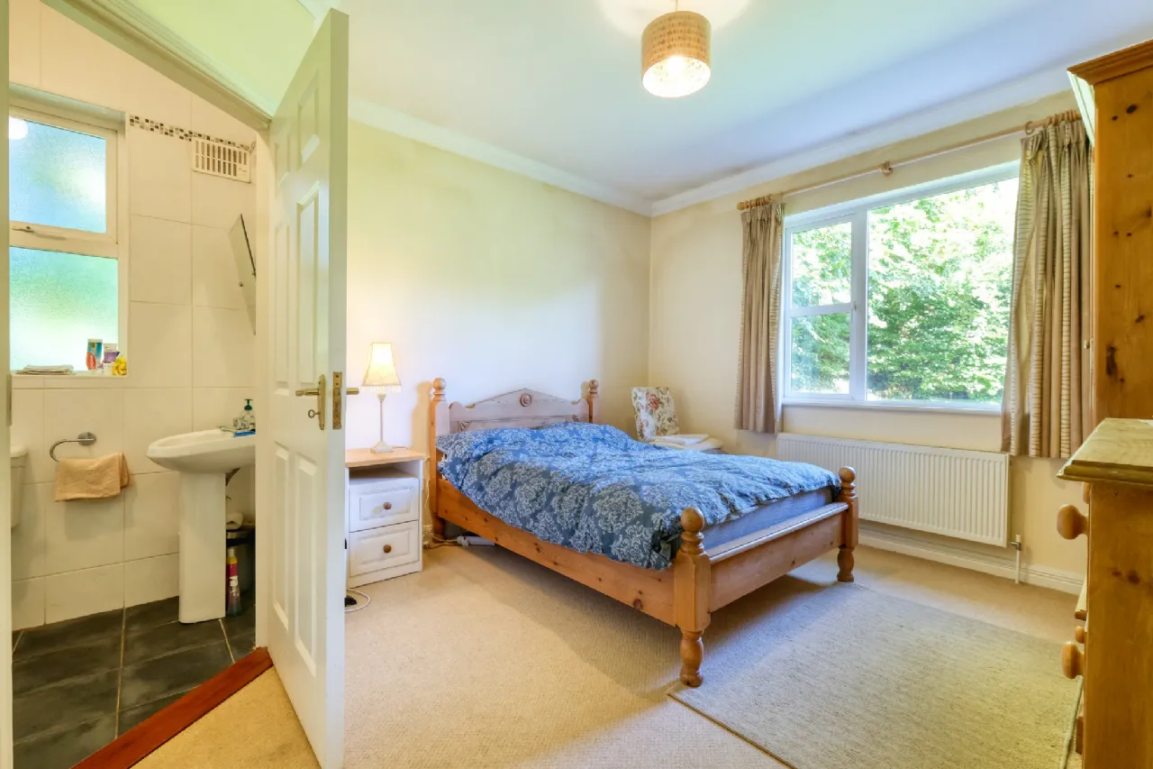 Photo of 2 Tennis Court Lane, Longford, N39 R6X0