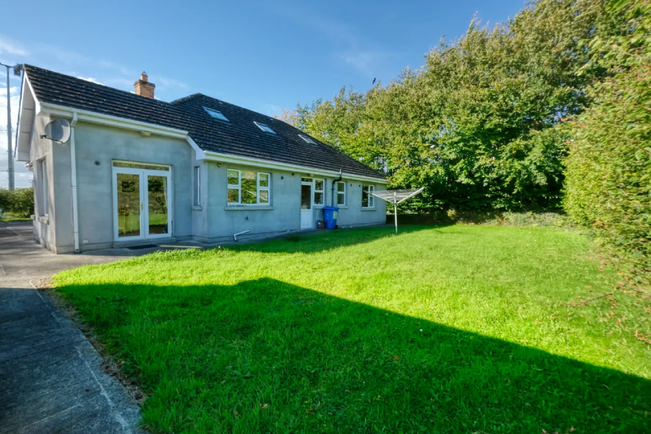 Photo of 2 Tennis Court Lane, Longford, N39 R6X0