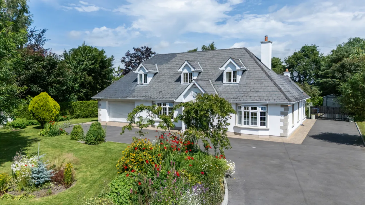 Photo of Hawthorn House, Rathconnell Wood,, Nurney,, Co Kildare, R51FD29