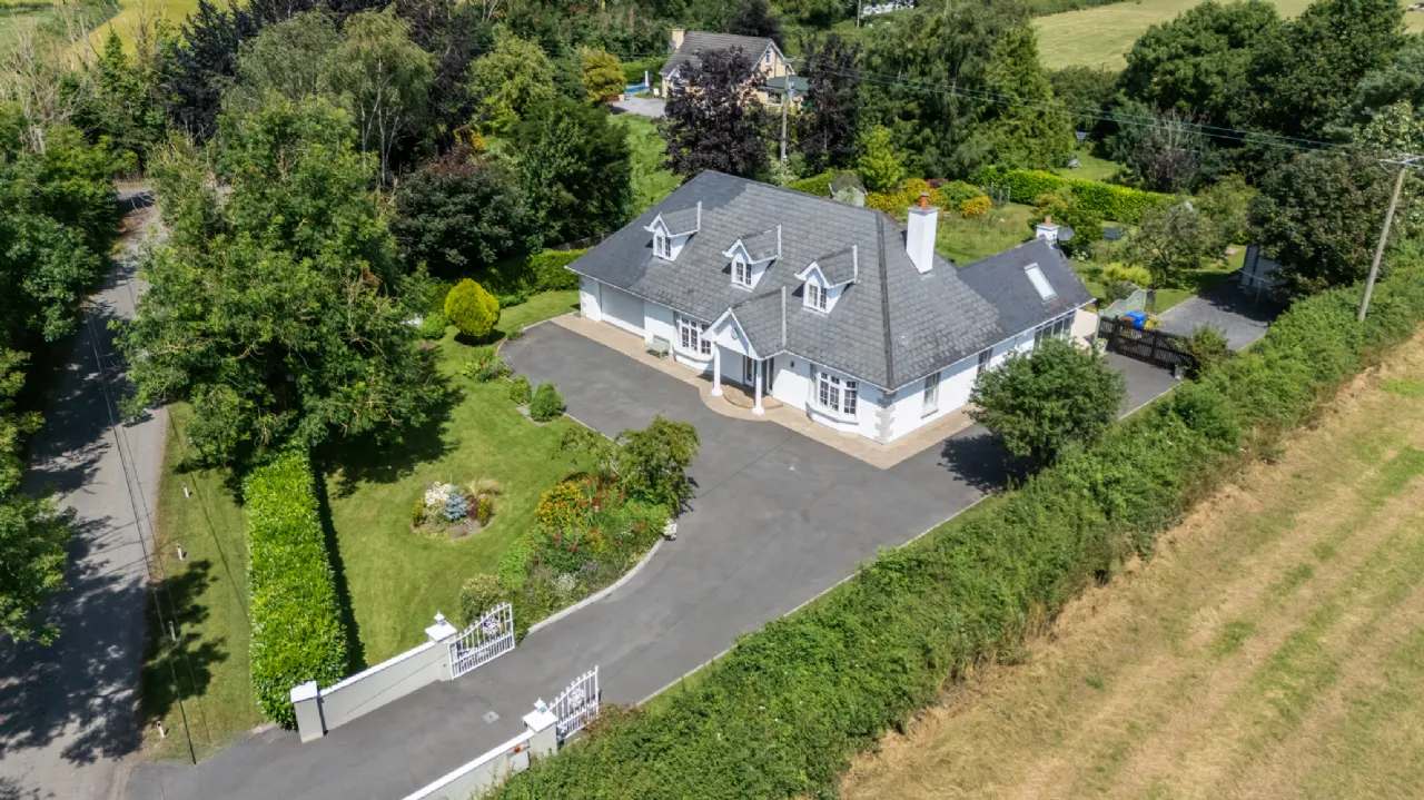 Photo of Hawthorn House, Rathconnell Wood,, Nurney,, Co Kildare, R51FD29