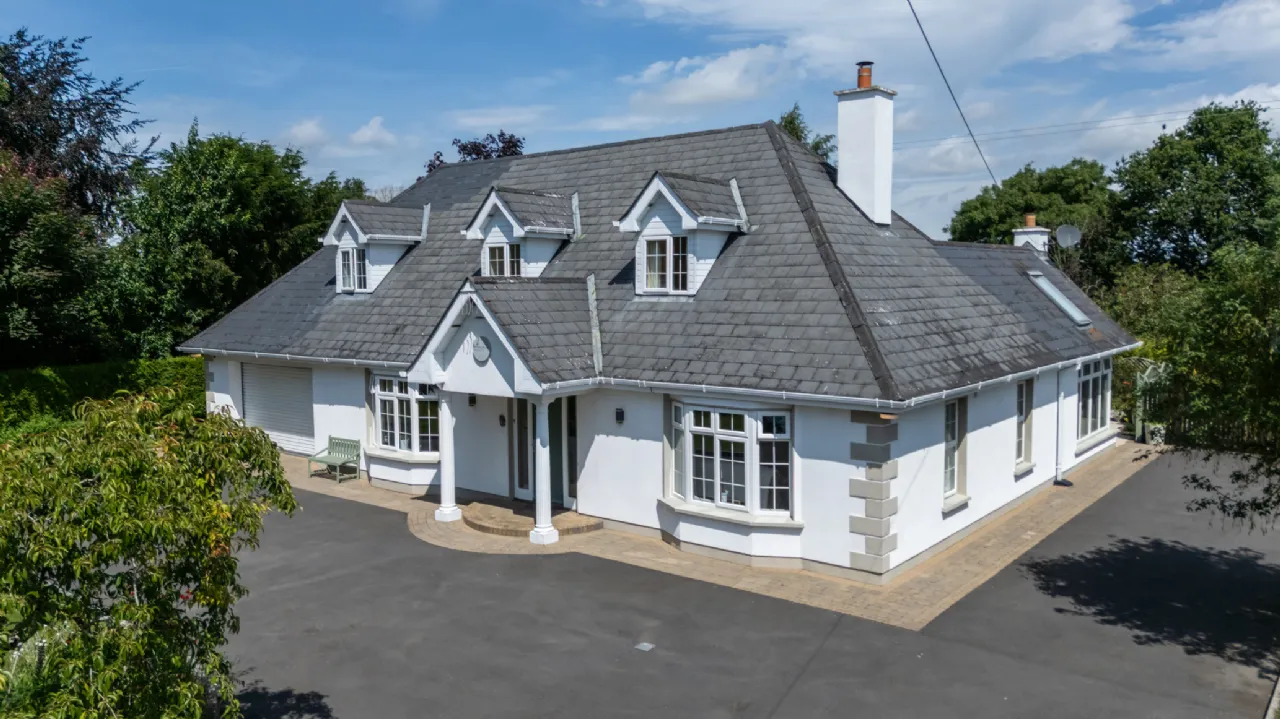 Photo of Hawthorn House, Rathconnell Wood,, Nurney,, Co Kildare, R51FD29