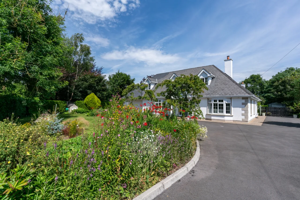 Photo of Hawthorn House, Rathconnell Wood,, Nurney,, Co Kildare, R51FD29