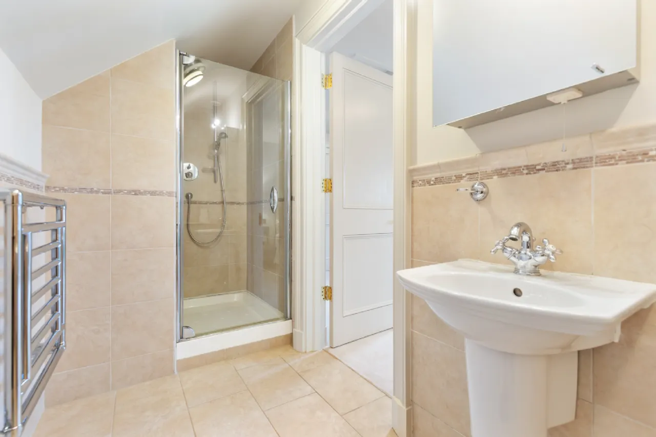 Photo of 6 Ailesbury Wood, Ailesbury Road, Ballsbridge, Dublin 4, D04 V2Y6