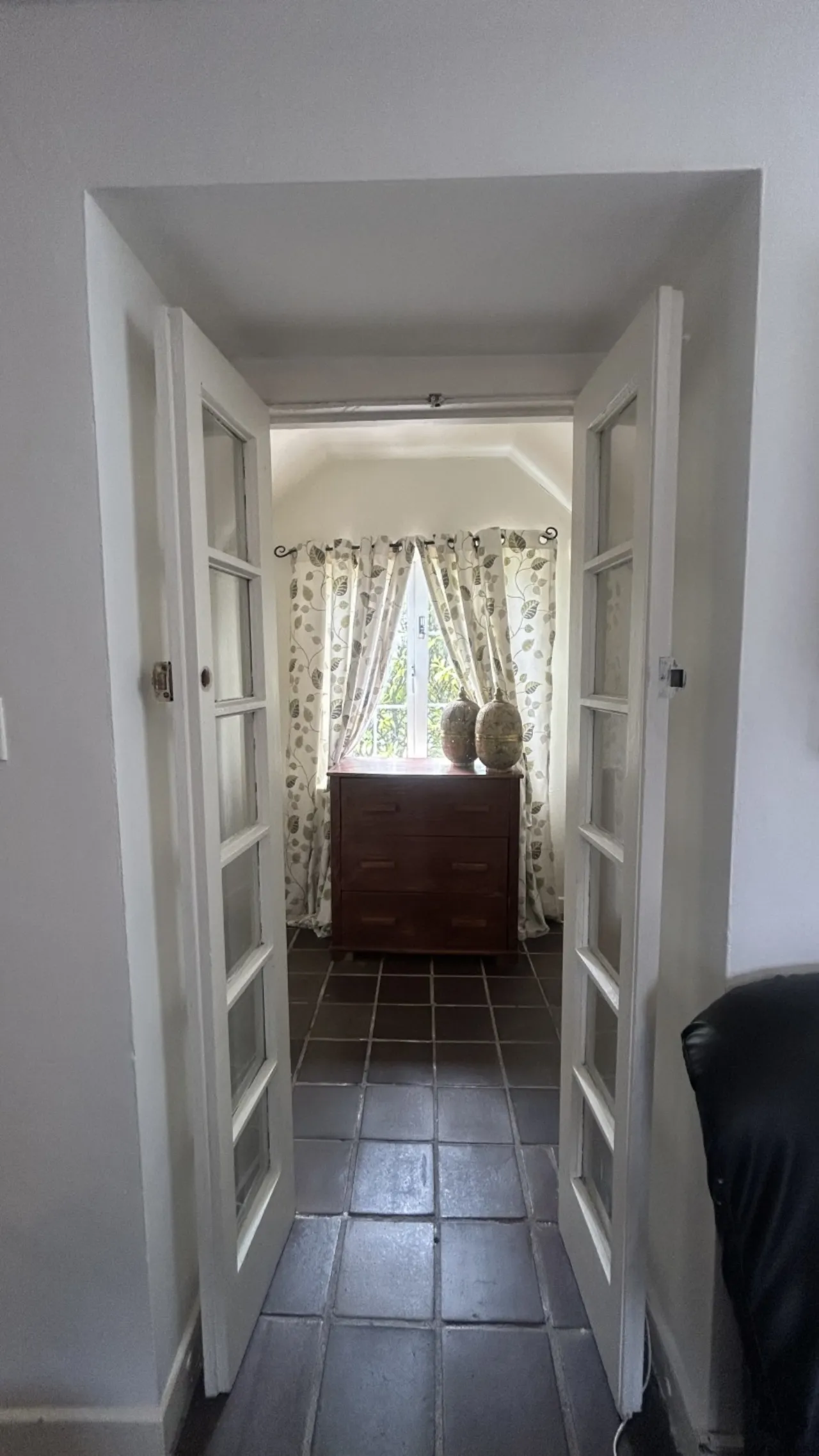 Photo of Wood Of O Cottage, Ballinaclogh,, Golden,, Co. Tipperary, E25KH59
