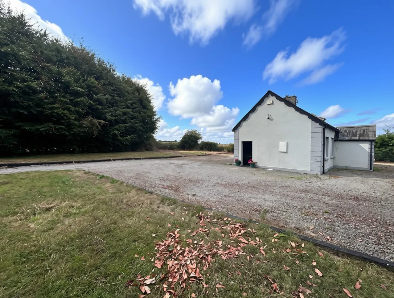 Photo of Wood Of O Cottage, Ballinaclogh,, Golden,, Co. Tipperary, E25KH59