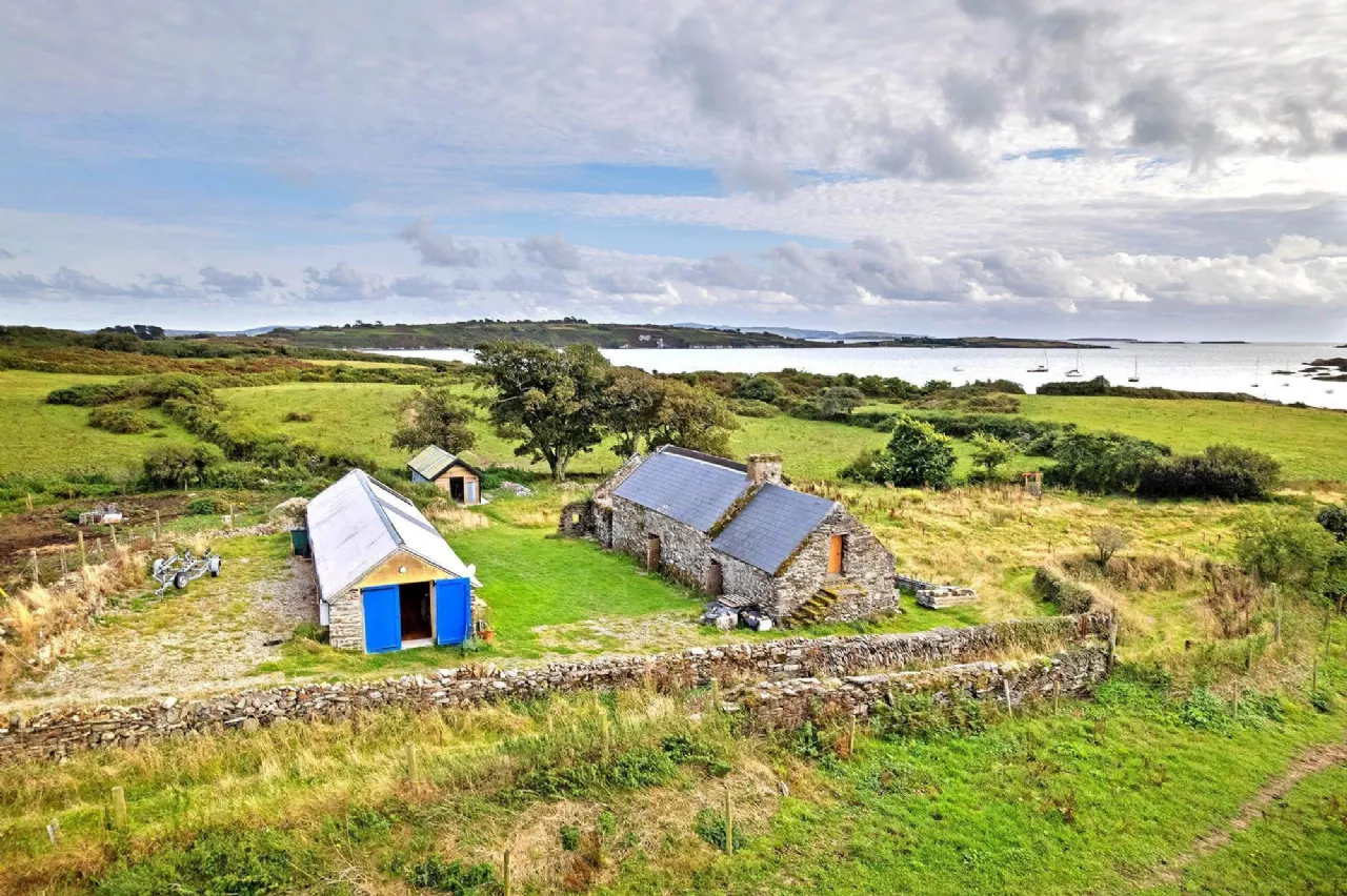 Photo of Rossbrin Cove, Cappaghglass, Schull, Co Cork, P81CP80