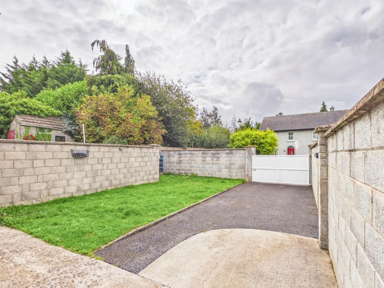 Photo of 4 Laurel Grove, Dublin Road, Thurles, Co. Tipperary, E41 D6F7