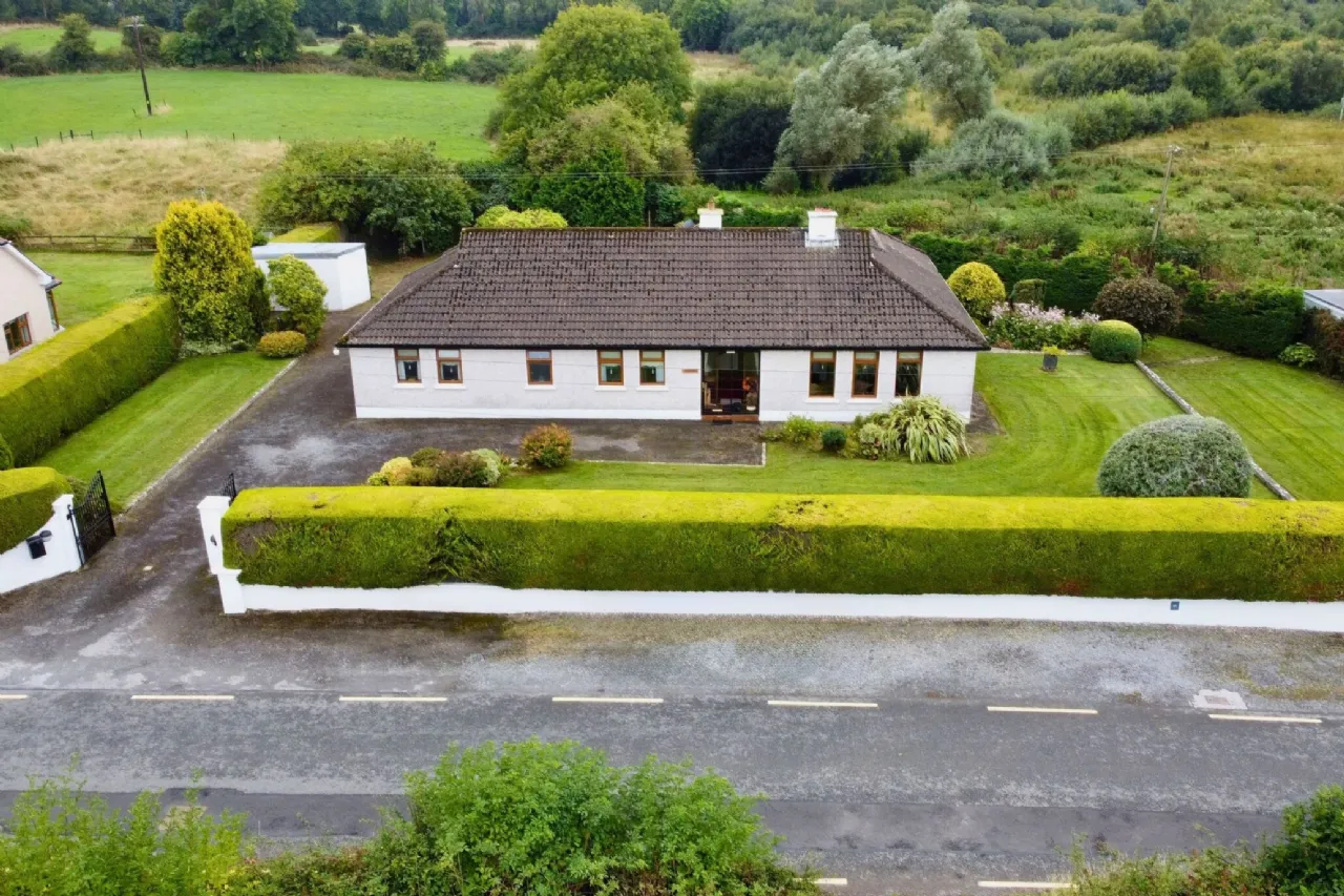 Photo of Dooneen, Meehan Quarter, Coosan, Athlone, Co. Westmeath, N37H5V0