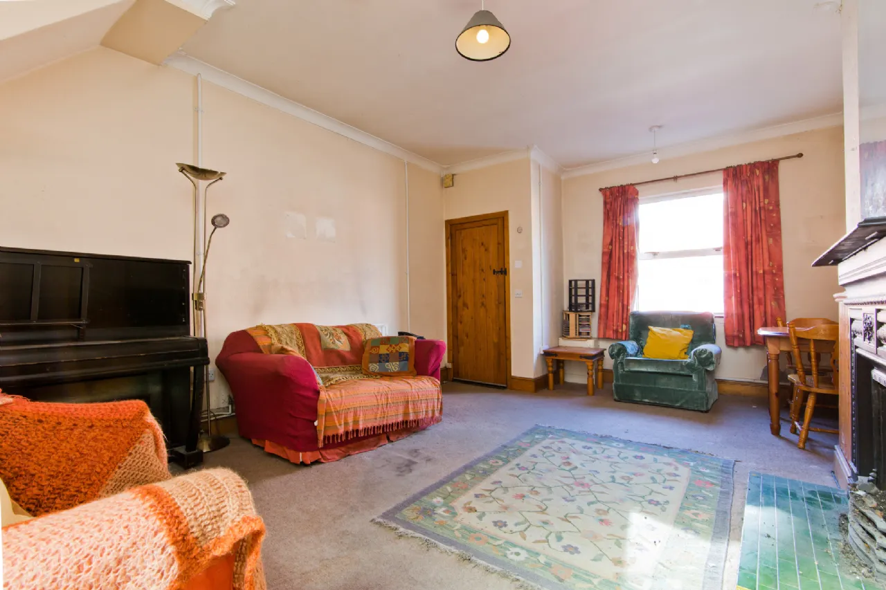 Photo of 8 St Nicholas Place, Dublin 8, D08 E5X7