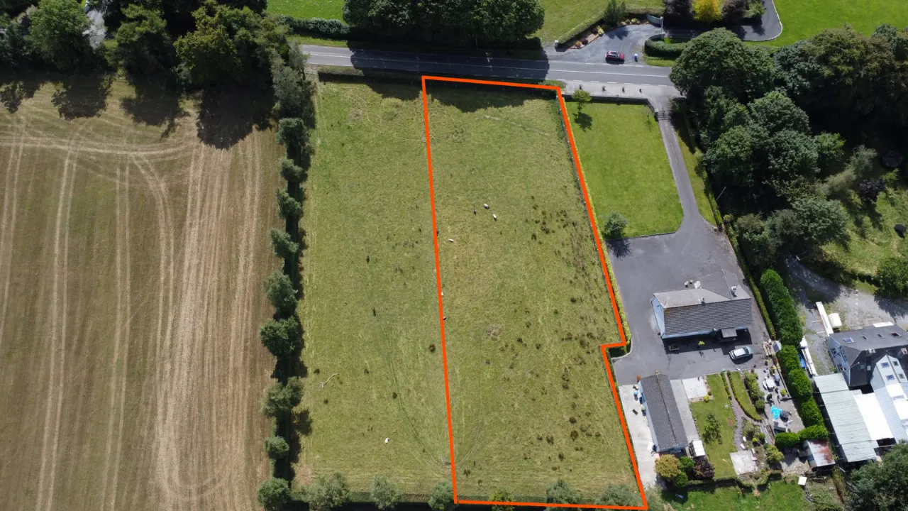 Photo of Site B, Loughnavalley Sites, Mullingar, Co. Westmeath.
