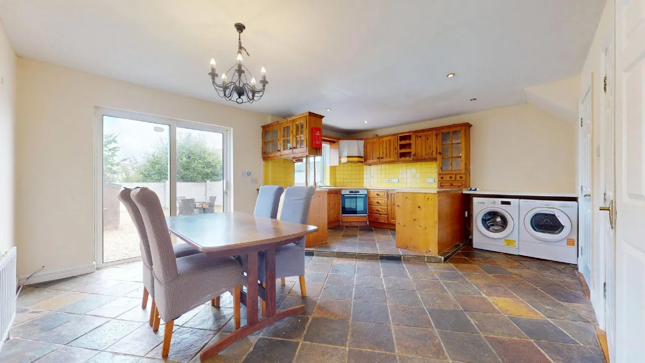 Photo of 39 Manor Village, Westport Road, Castlebar, Co. Mayo, F23 TD30