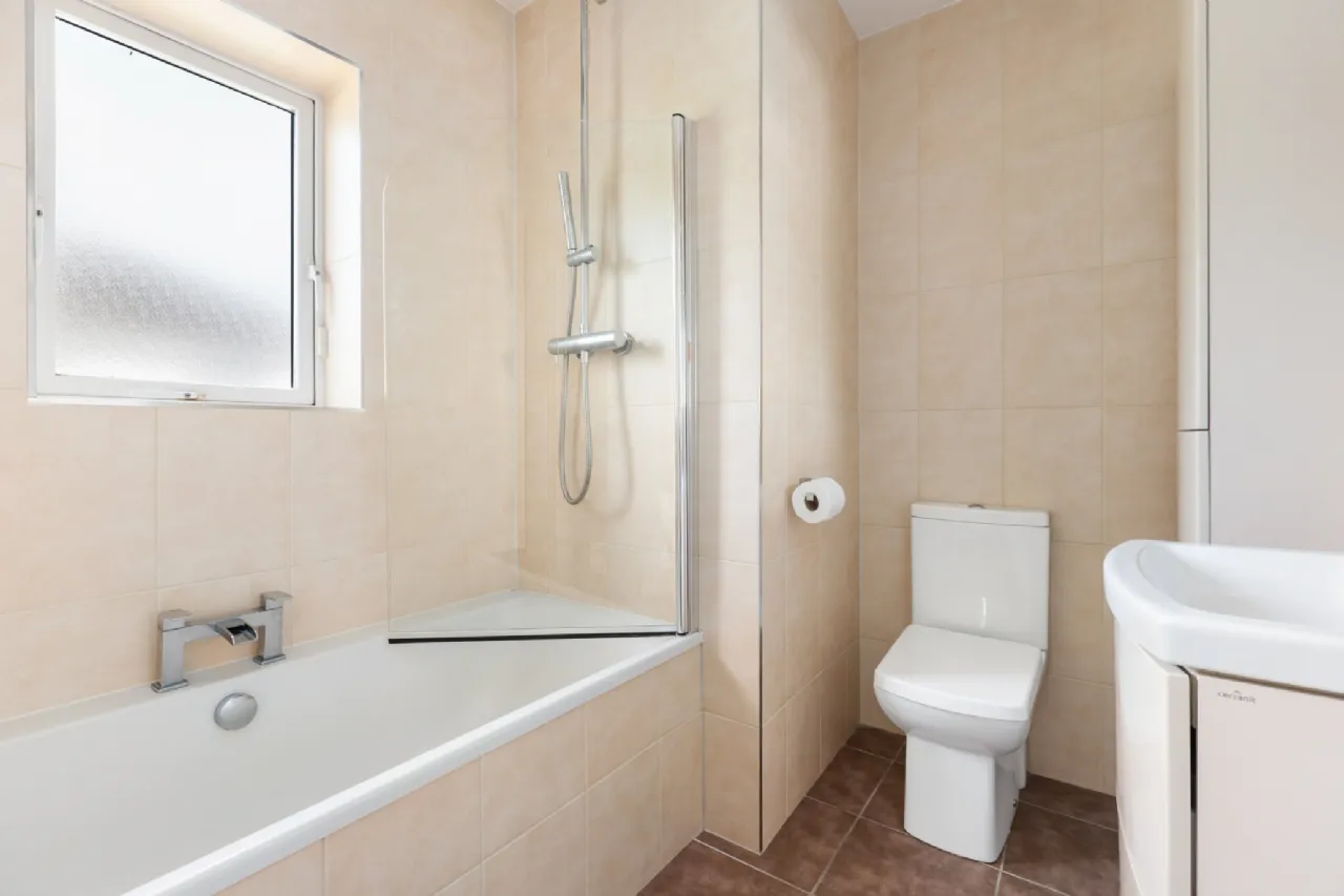 Photo of 36 Woodstown Drive, Knocklyon, Dublin 16, D16 XT93