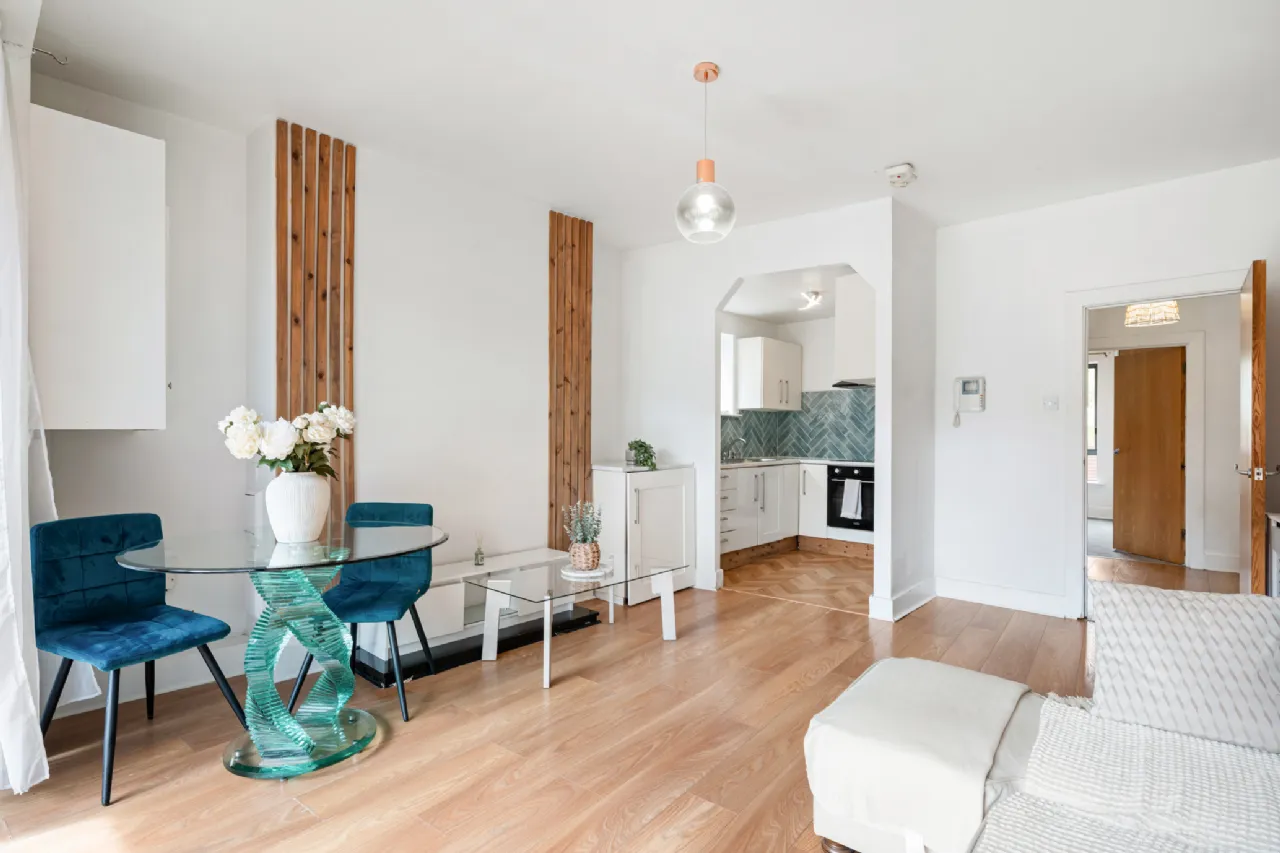 Photo of 33 The Oval, Tullyvale, Cabinteely, Dublin 18, D18 WC04