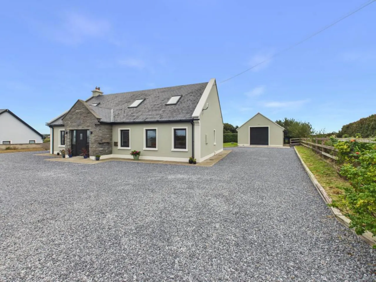 Photo of Harbour House View, Doonmore, Doonbeg, Kilrush, Co Clare, V15 CK24