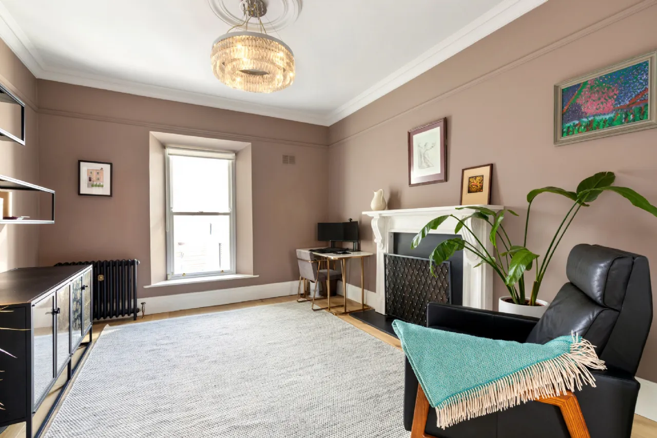 Photo of 1 Bloomfield Avenue, Portobello, Dublin 8, D08 T6H3