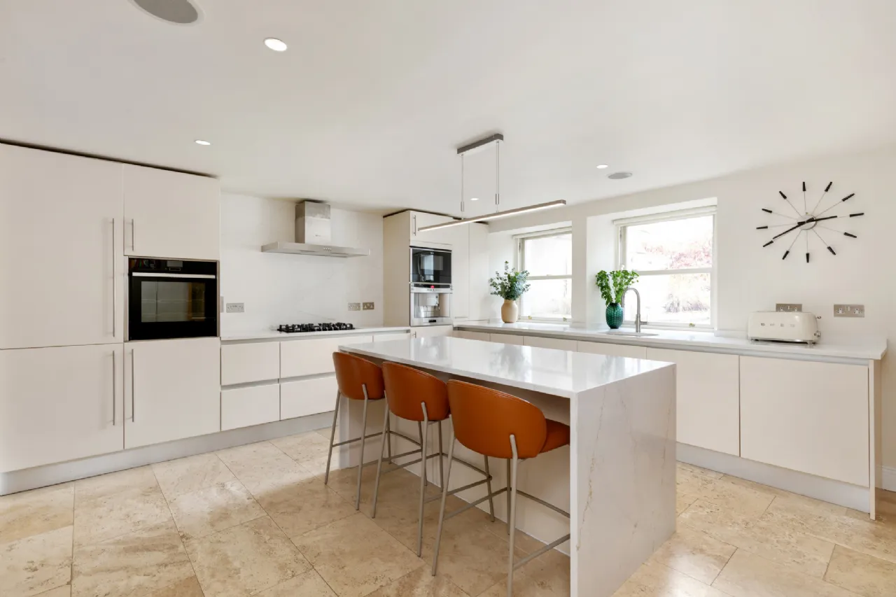 Photo of 1 Bloomfield Avenue, Portobello, Dublin 8, D08 T6H3