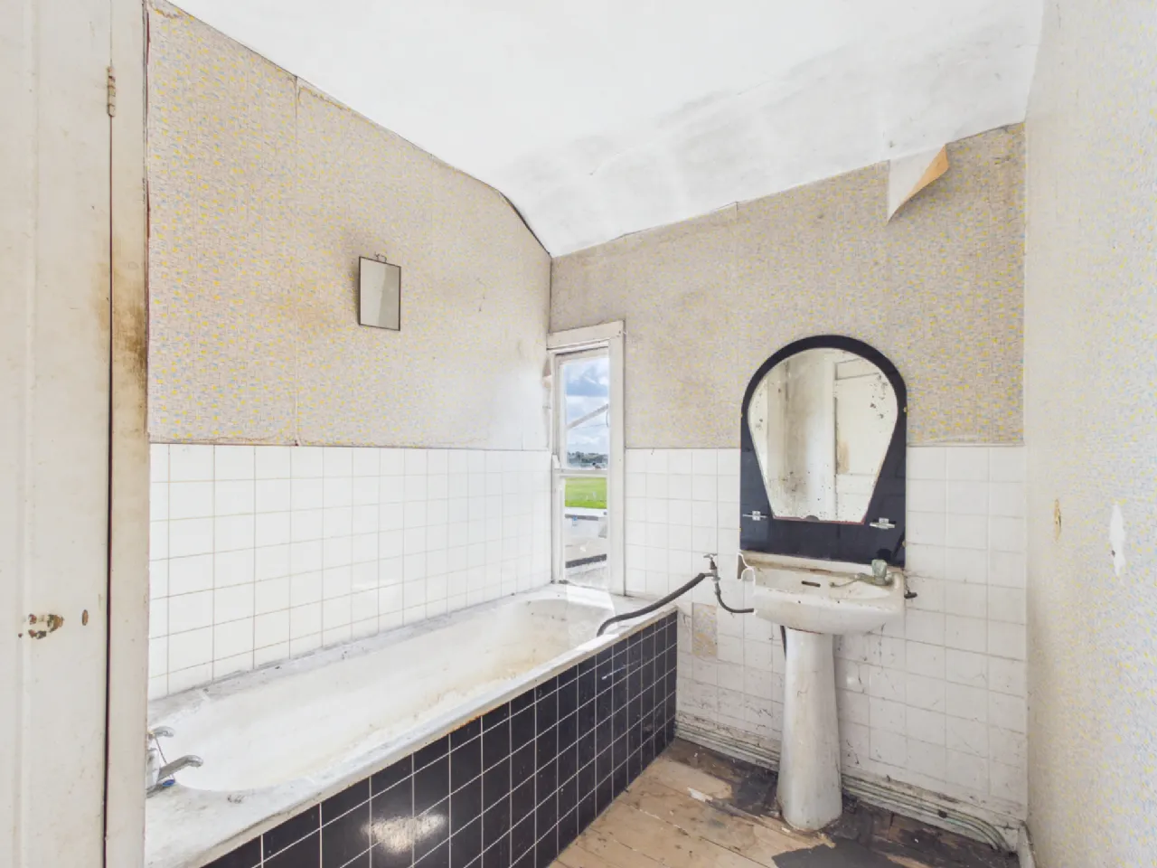 Photo of 3 Banba Terrace, Kickham Street, Thurles, Co.Tipperary, E41 E2K7